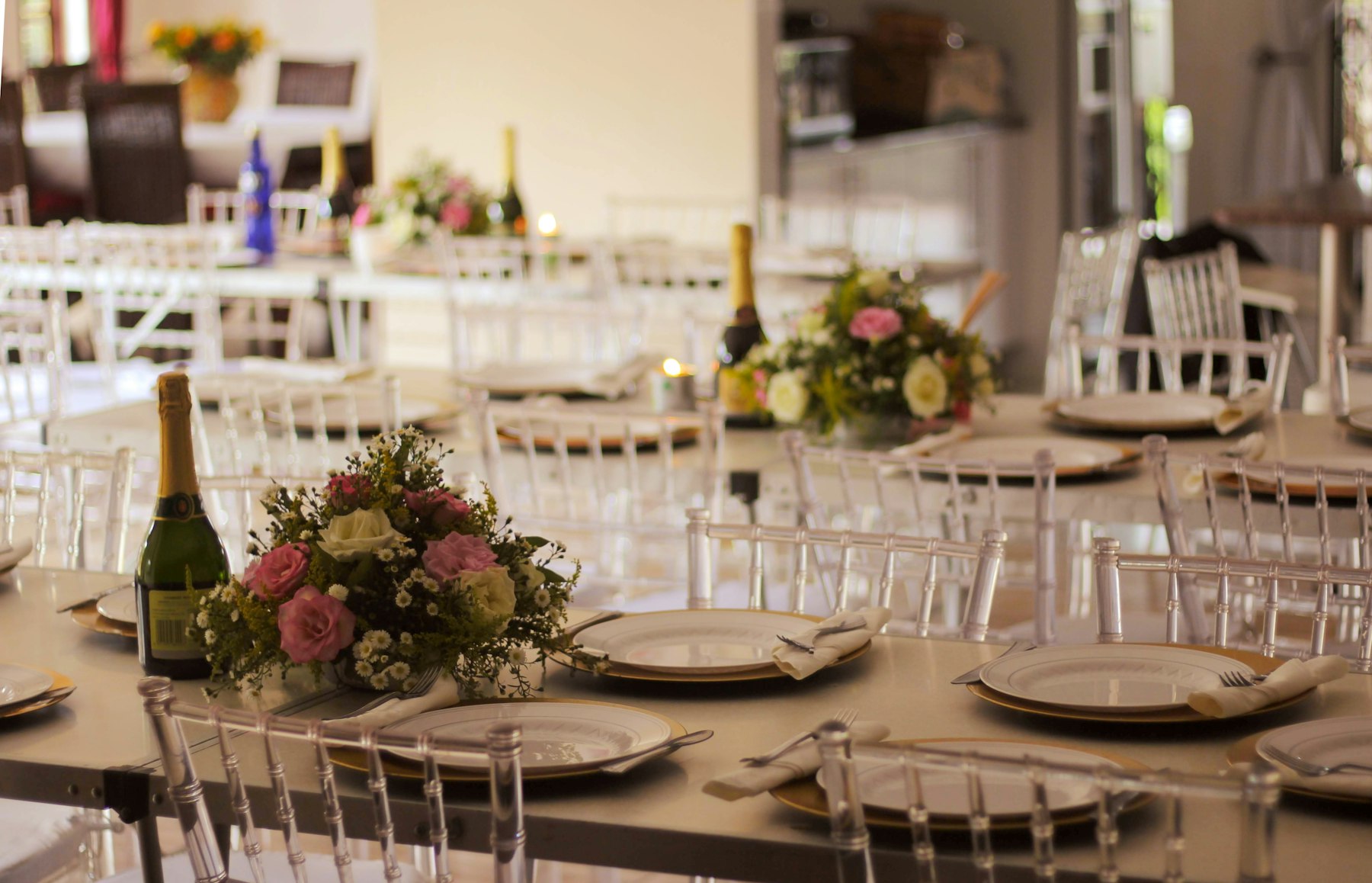 Reception table setting
